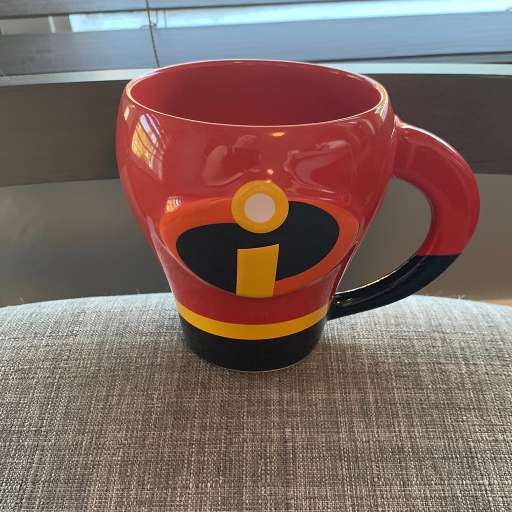 Disney Store The Incredibles mug - Mr Incredible